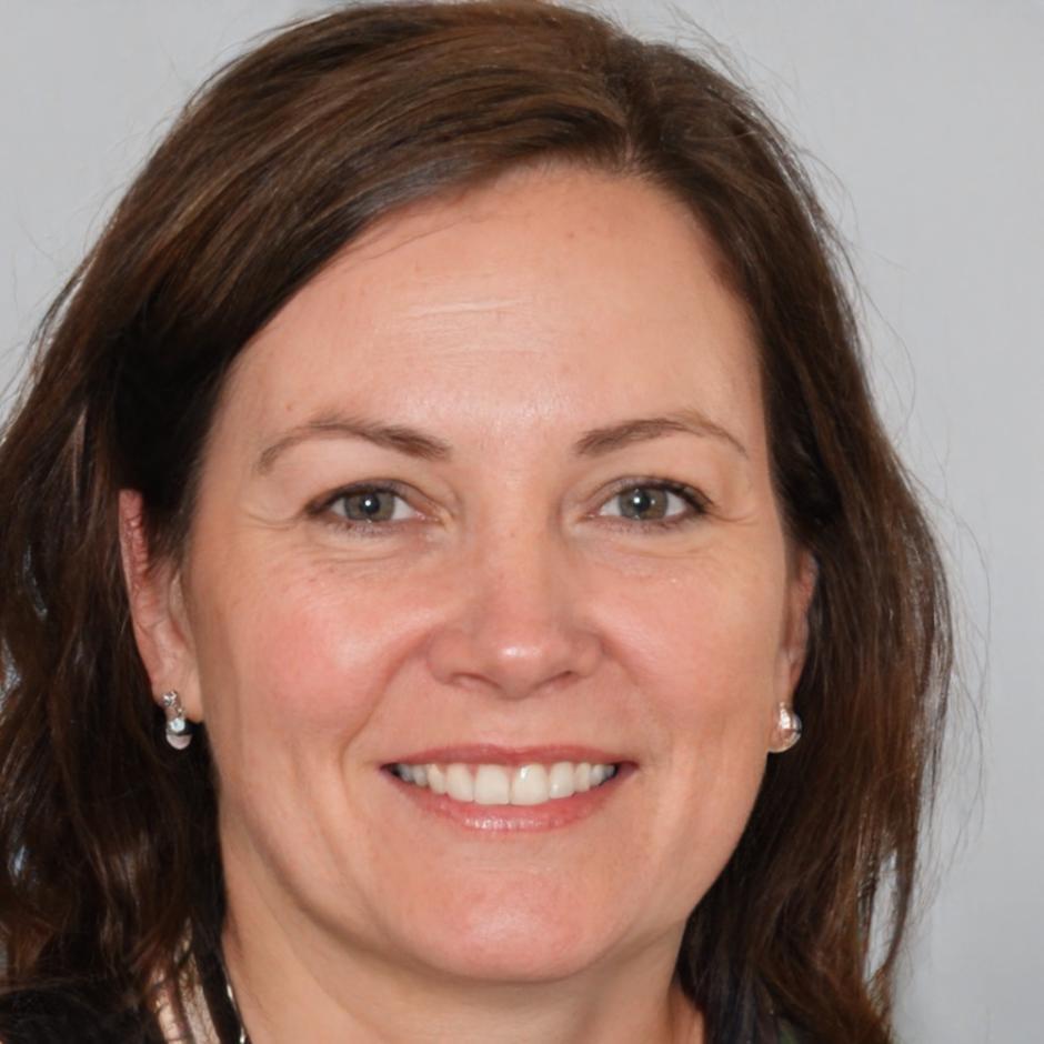 Testing expert specializing in Vietnamese software validation